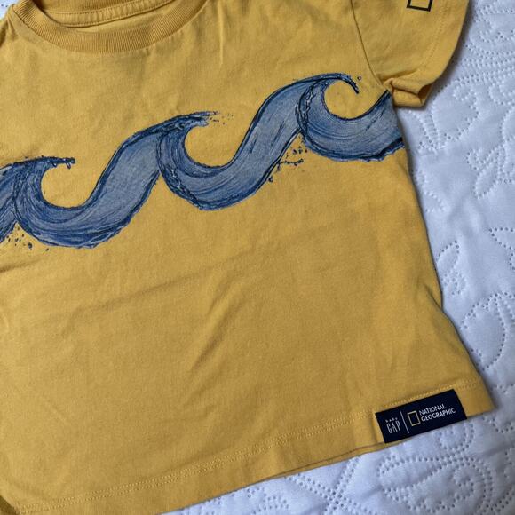 Gap National Geographic Clean Water Tee Size 2T - Picture 3 of 5